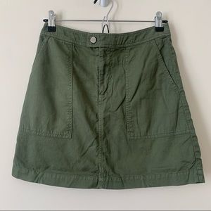 Utility skirt